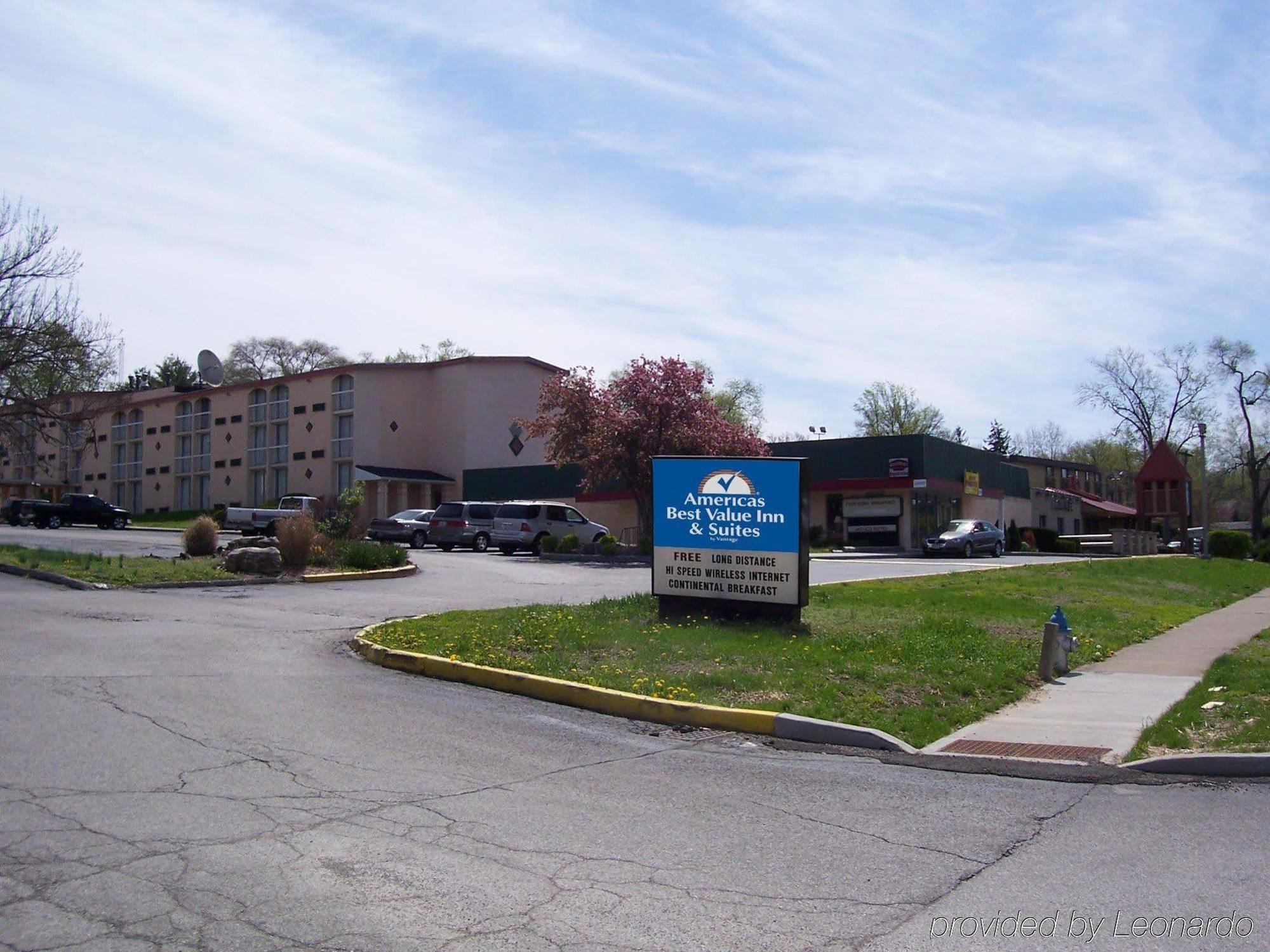 Hotel Wingate By Wyndham Bloomington Exterior foto